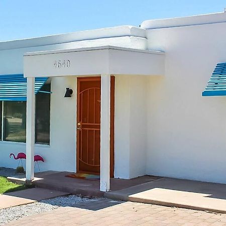 Villa Newly Remodeled Midcentury Pink Flamingo Casa à Phoenix Extérieur photo